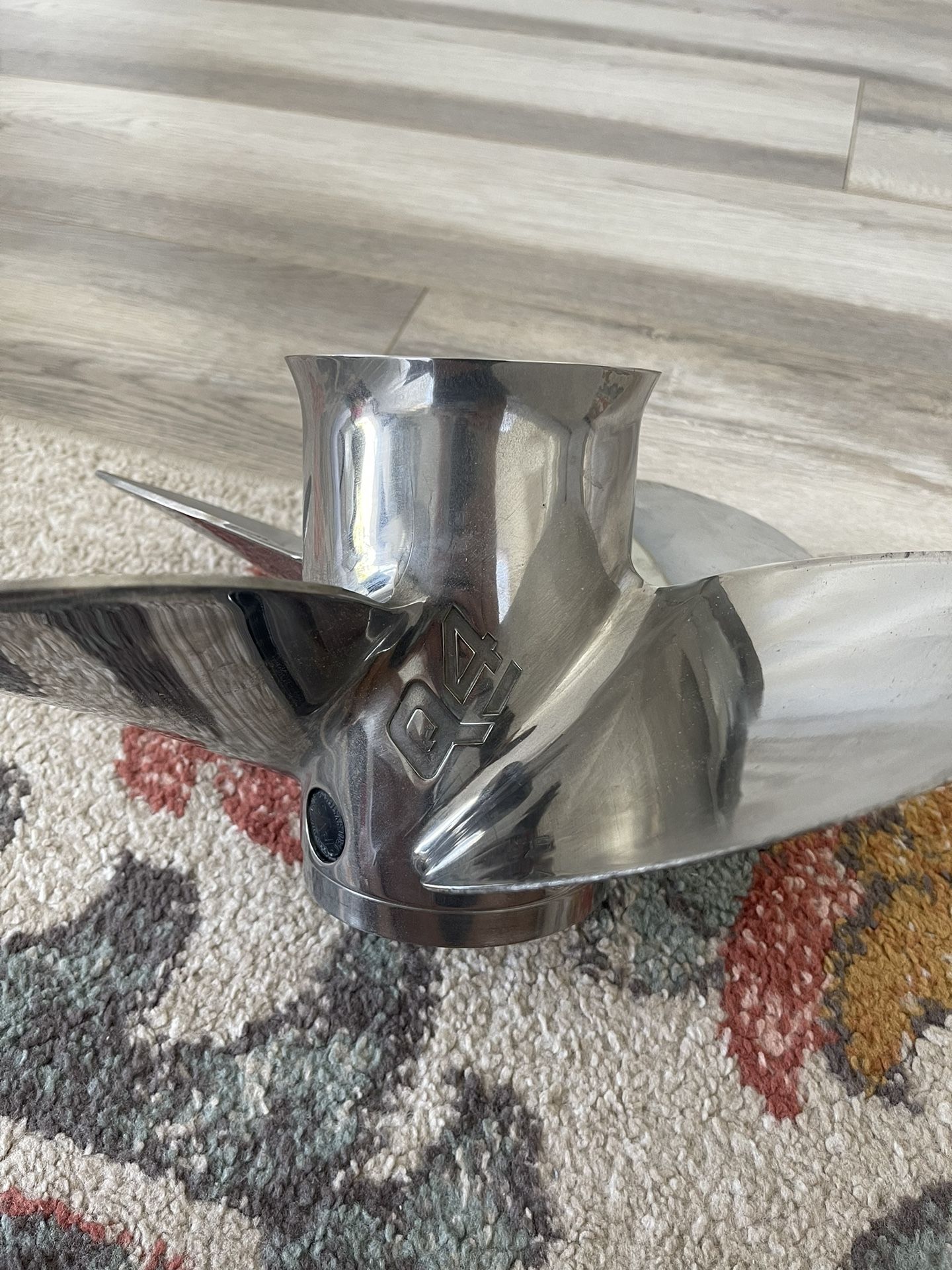 Quicksilver Q4 Propeller
