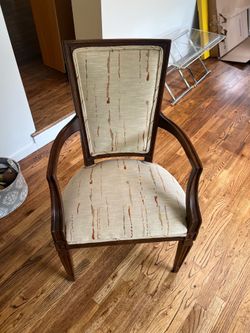 Cushioned Chair
