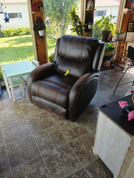 Recliner 