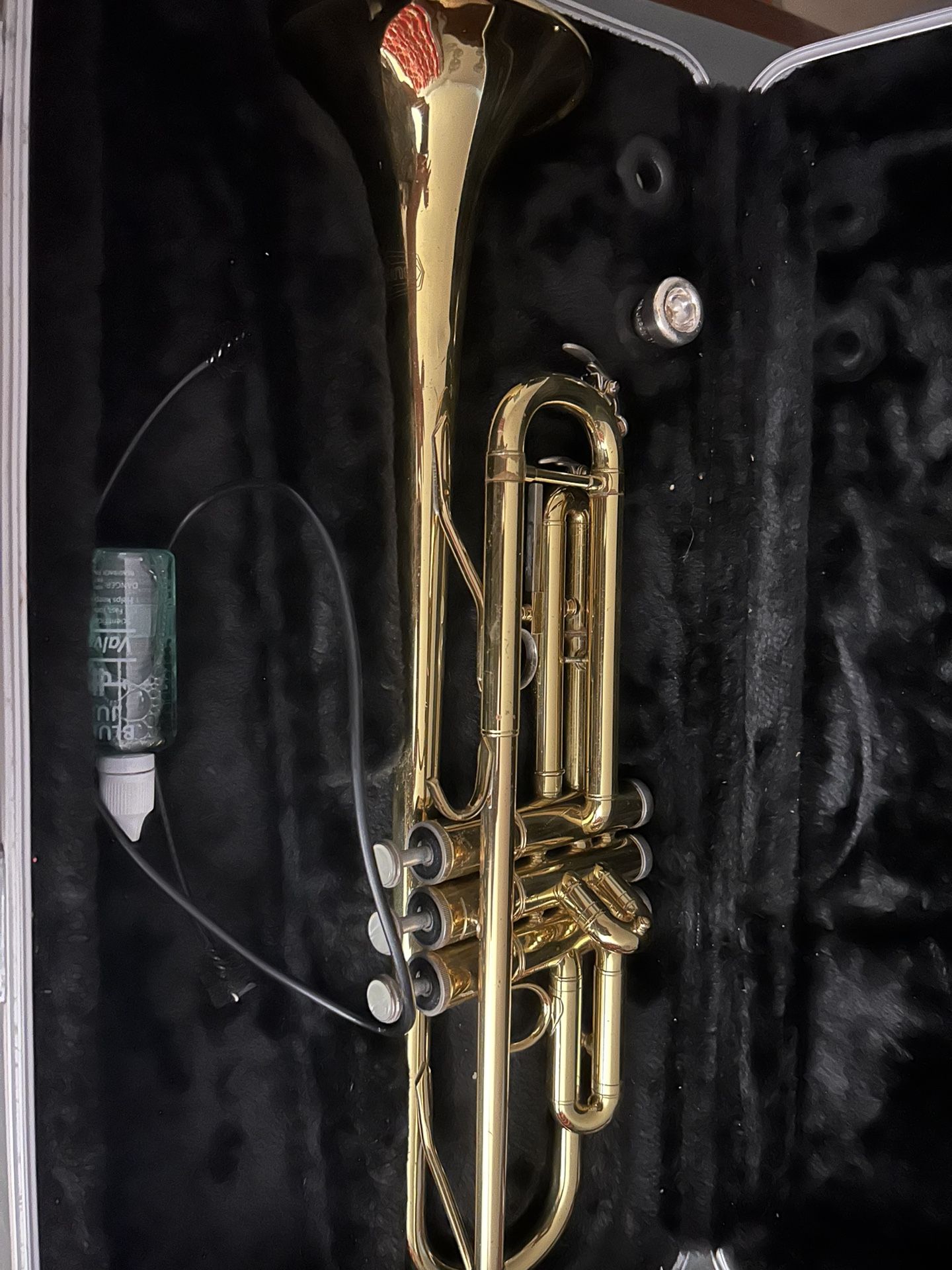 Bundy BTR-300 series, Model Bb Student Trumpet