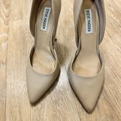 Steve Madden Beige Heels