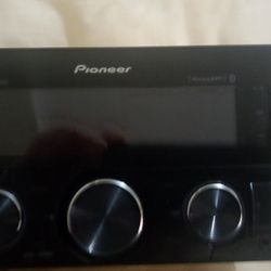 Pioneer Radio 
