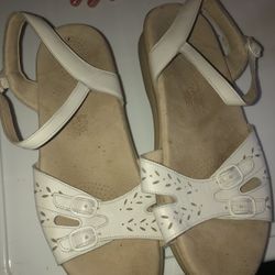 SAS Tripad  Comfort  Ladies Sandals. Size 9 1/2 WW