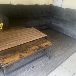 The Faucet Of Couch And Five Sets Of Table For Living Room