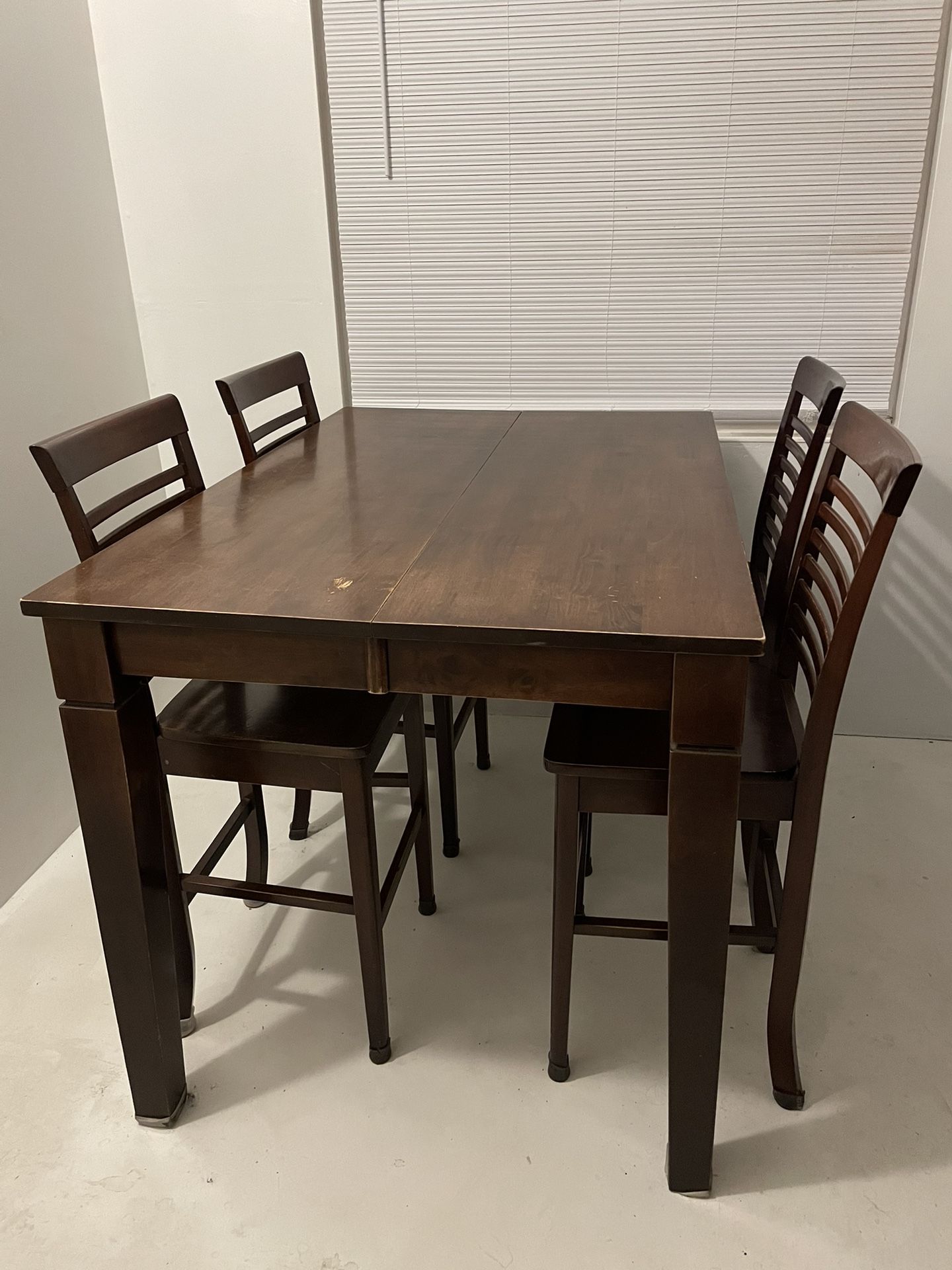 Dining Set