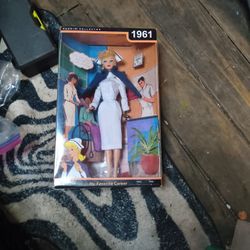 Barbie CollectorS --(5) Doll Bundle