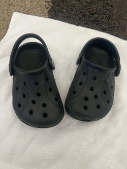 Toddler crocs
