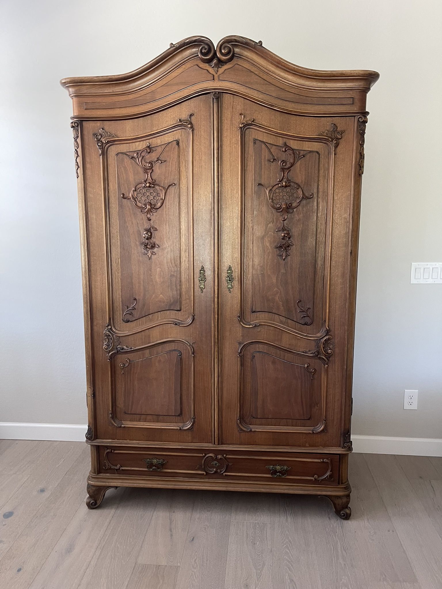 Late 18th Century Armoire …….