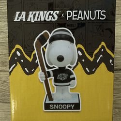 NEW SEALED LA Kings x Peanuts Snoopy Bobblehead SGA 2025