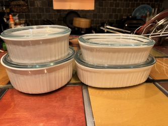 4 Piece Corning Ware Casserole Dishes With Lids