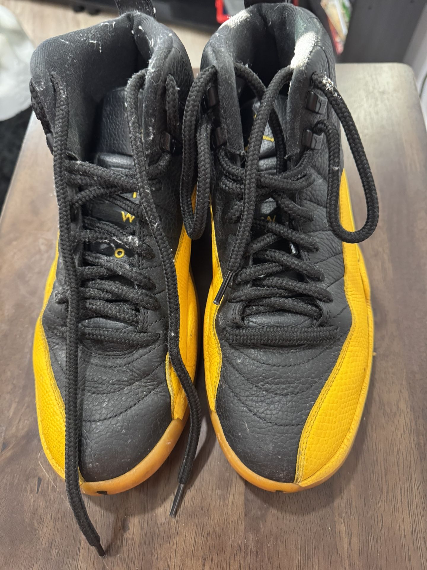 AIR JORDAN mens Men's Jordan Retro 12 "University Gold" Black/University Gold-black size 9