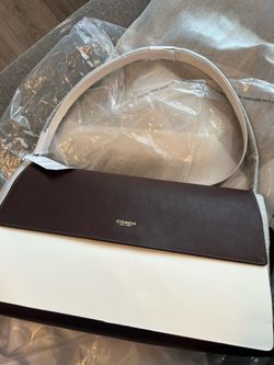 Coach Chelsea 36 in Maple
