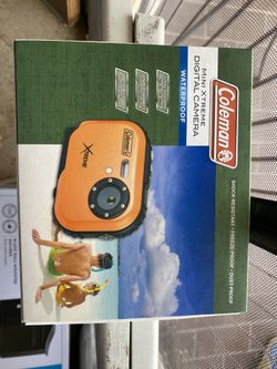 NIB Coleman Mini Extreme Digital Camera