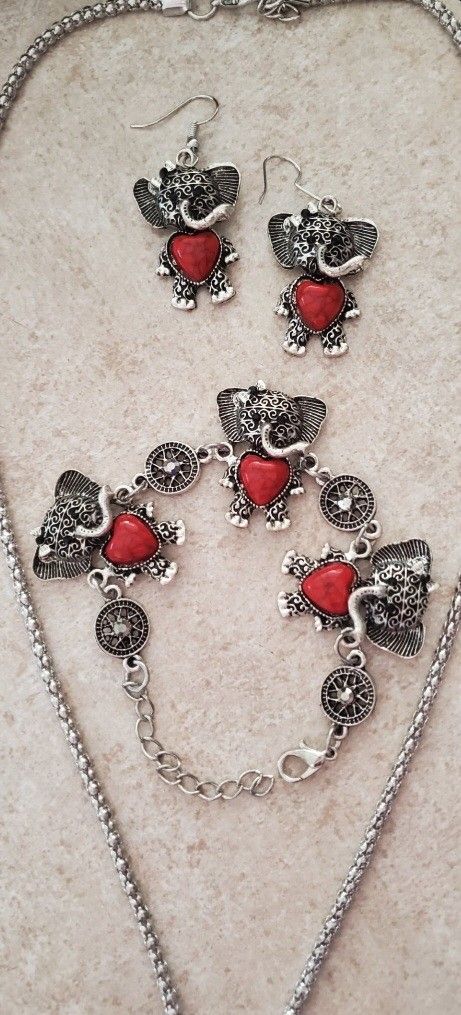Elephant Necklace Bracelet And Earrings Set Shipping Available 