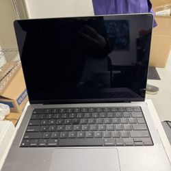 MacBook Pro 2021 m1 Chip -basicslly New 