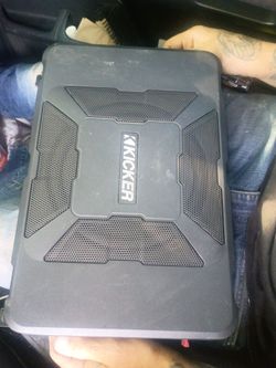 Kicker all in one 10in sub and amp