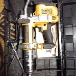 Dewalt Grease Gun