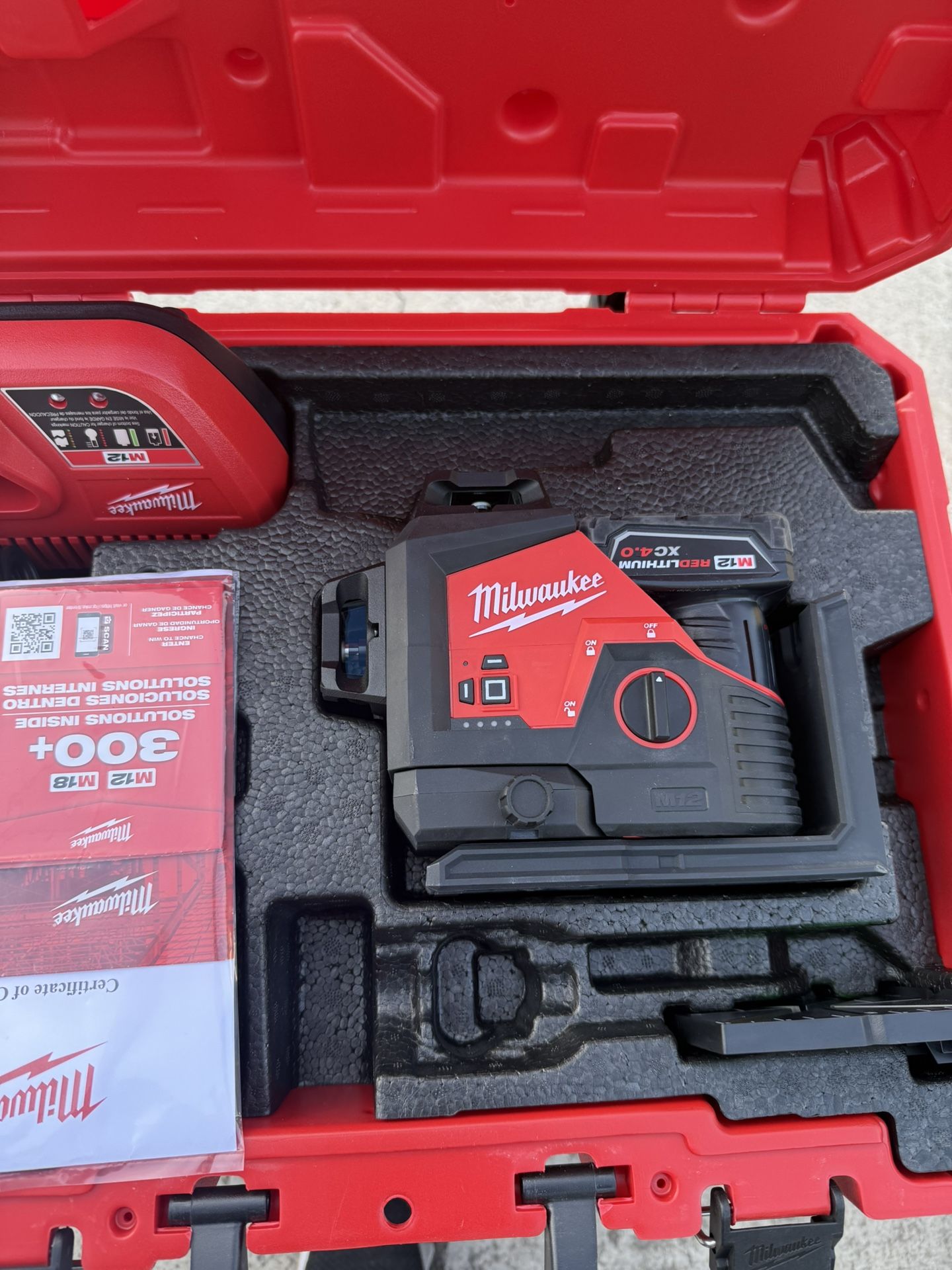 Milwaukee Laser