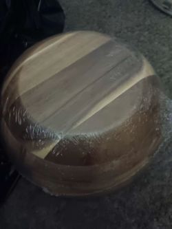Round Wooden salad bowl