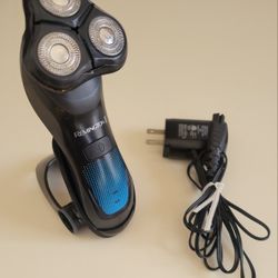 Remington HyperFlex Shaver, Wet & Dry Use, Cordless, XR1430 Model / FULLY CLEANED 