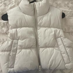 Beige puffer jacket