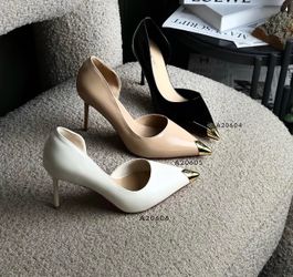 Women’s shoes