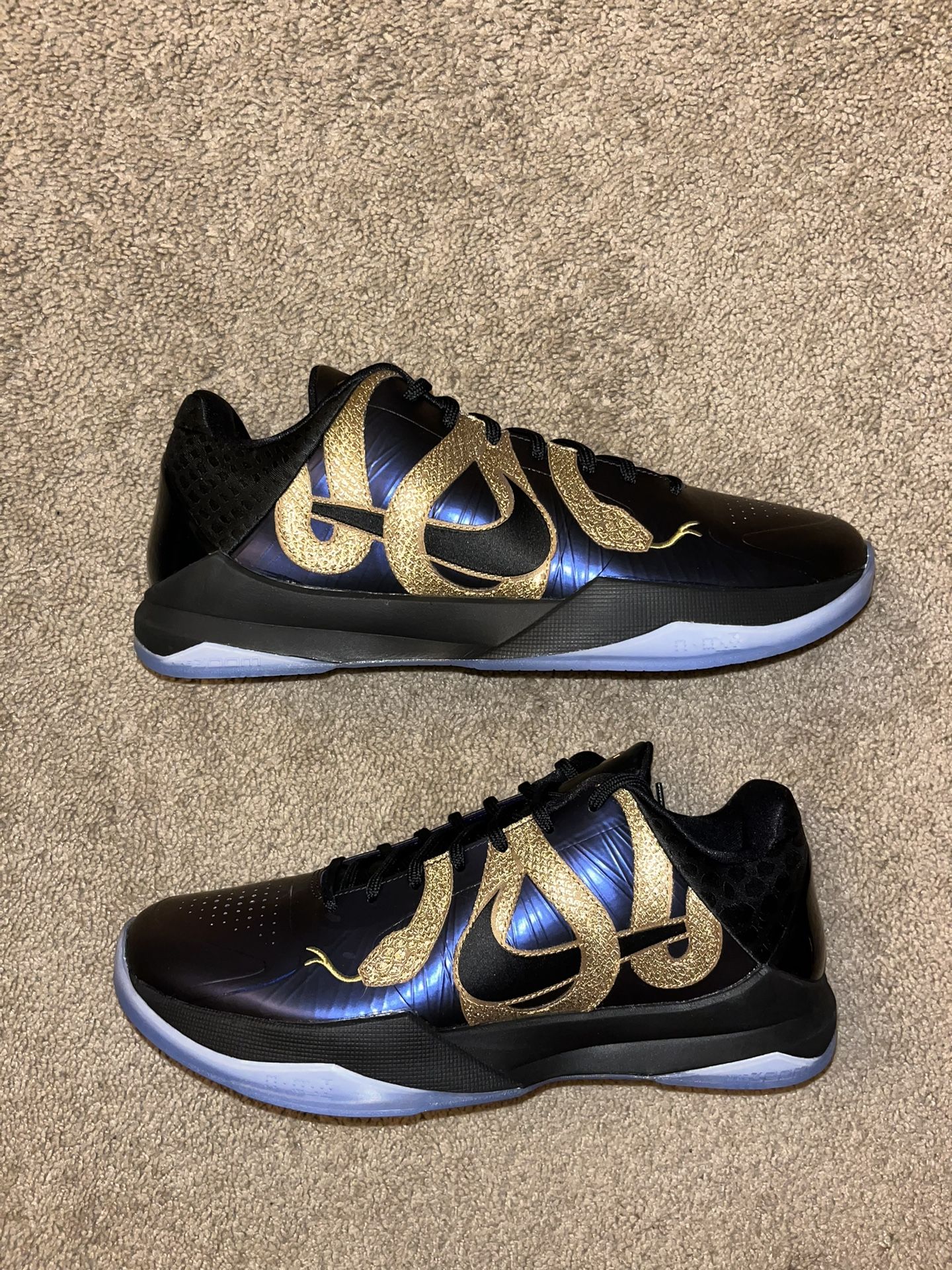 Kobe 5 “Year of the Mamba Eggplant” - Size 12M