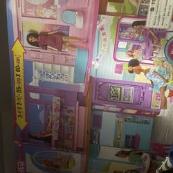 Barbie Vacation Dream House 