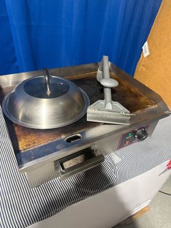 Commercial Electric Griddle with Accessories