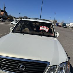 2000 Lexus LX 470