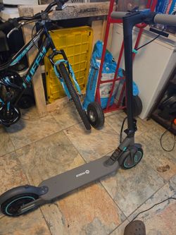 Electric scooter