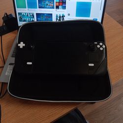 Steamdeck OLED A With Case And Other Accessories  TRADE AVAILABLE WILLING NEOGOTIBLE I WANT FIGHTING GAMES TOO FOR TRADE
