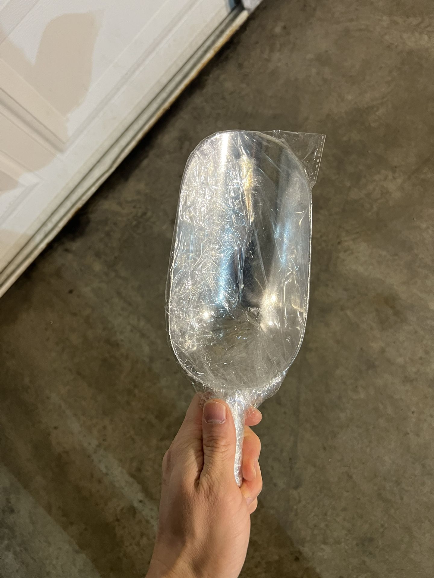24 Oz Ice Scoup
