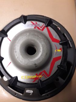 Kicker comp Vr 12 " for sale it was repaired but it works well the price is for that detail!
