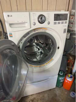 LG washer and Dryer