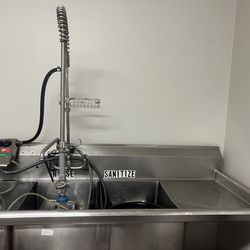 7’ 3 compartment sink with power suds machine, professional spring pull down faucet 2 drain boards