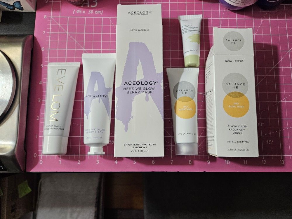 Face Mask Bundle + 2 Freebie Face Masks 1 Sheet & 1 Clay