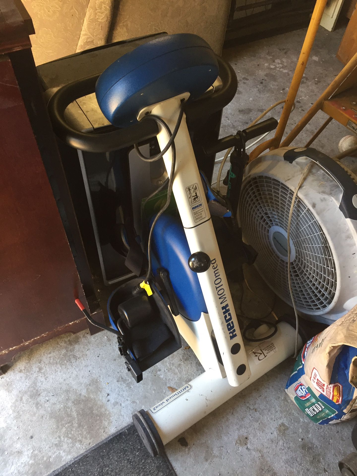 Reck MotoMed Viva 2 Stationary Rehab Exercise Bike