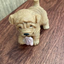 PUPPY PALS Fugurine Blanket In Mouth