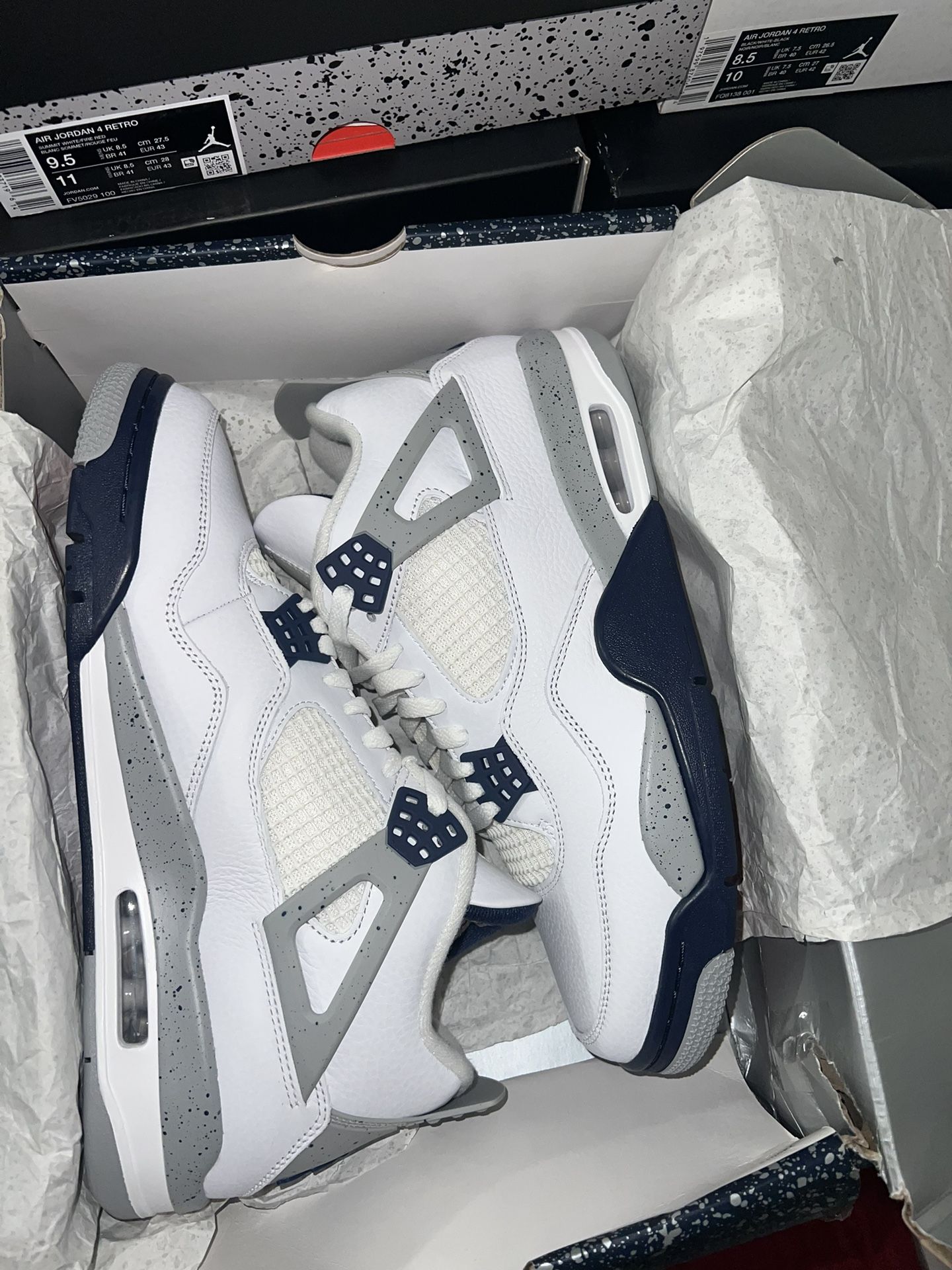 Jordan 4 Midnight Navy