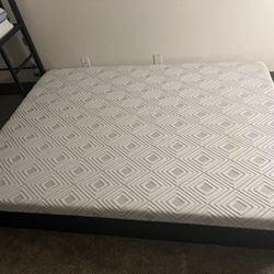 Queen Size Mattress 