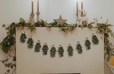 Christmas Tree Tassel Garland