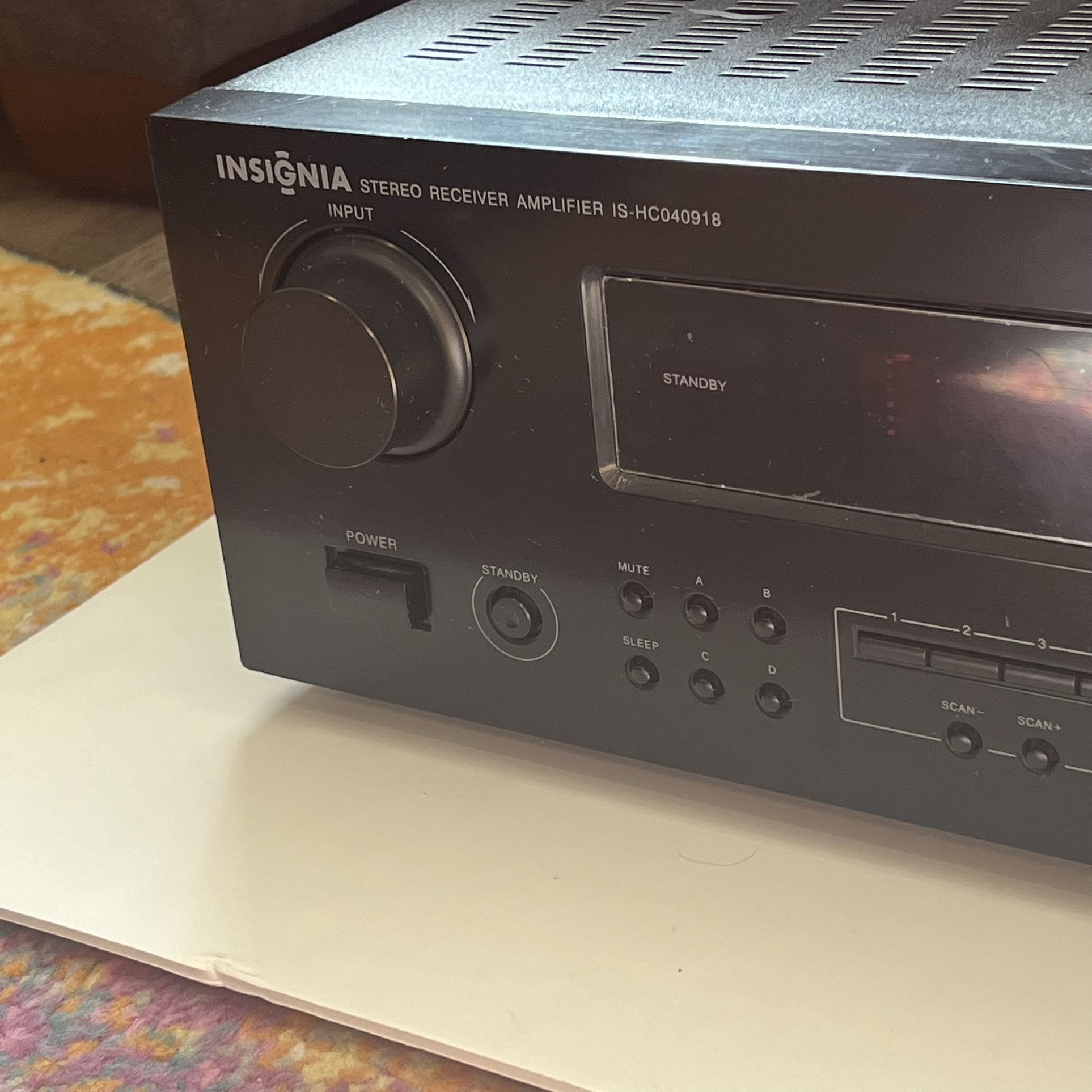Insignia IS-HC040918 200W Stereo Receiver Amplifier