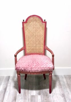Vintage Style Cane-Back Armchair 🛋️ Read Description