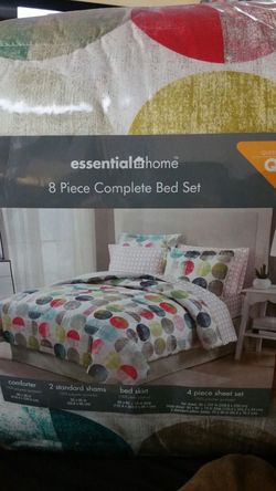 QUEEN 8pc bed set last 1