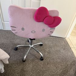 Hello Kitty Chair