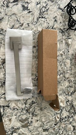 Wall hand towel rack