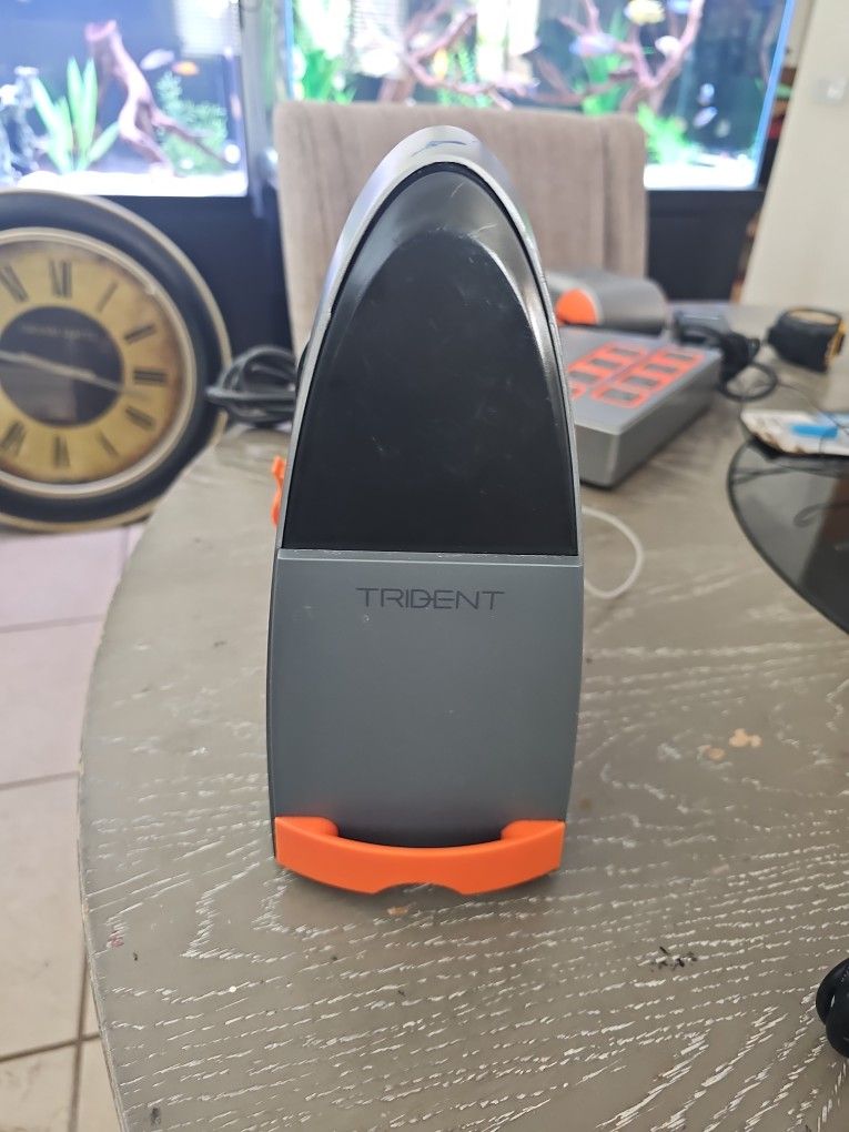 Used Neptune Systems Trident – Reef Aquarium Water Analyzer