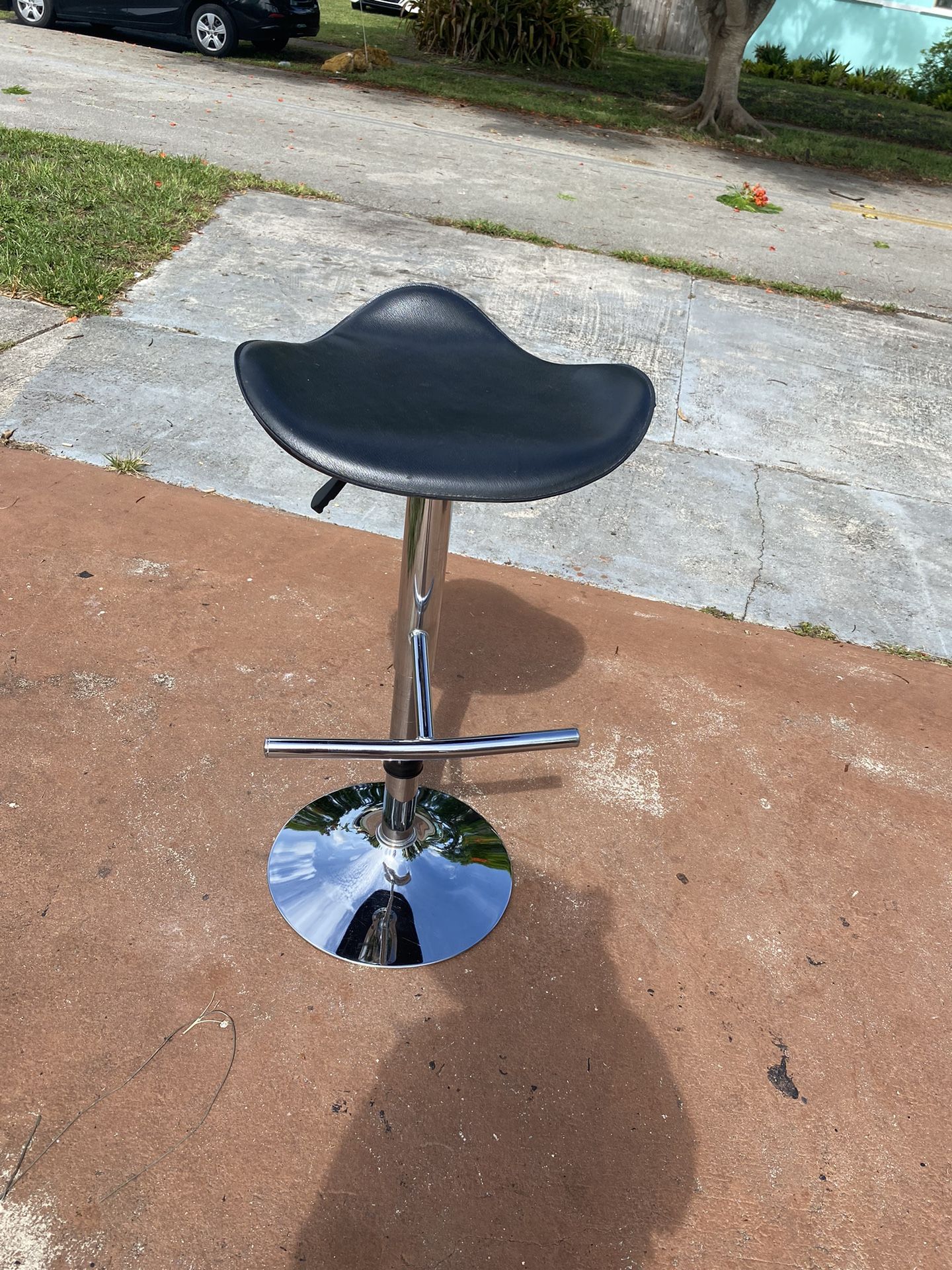 Up And Down Bar Stool