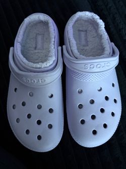 Lavender Fuzzy Crocs Women’s Size 11